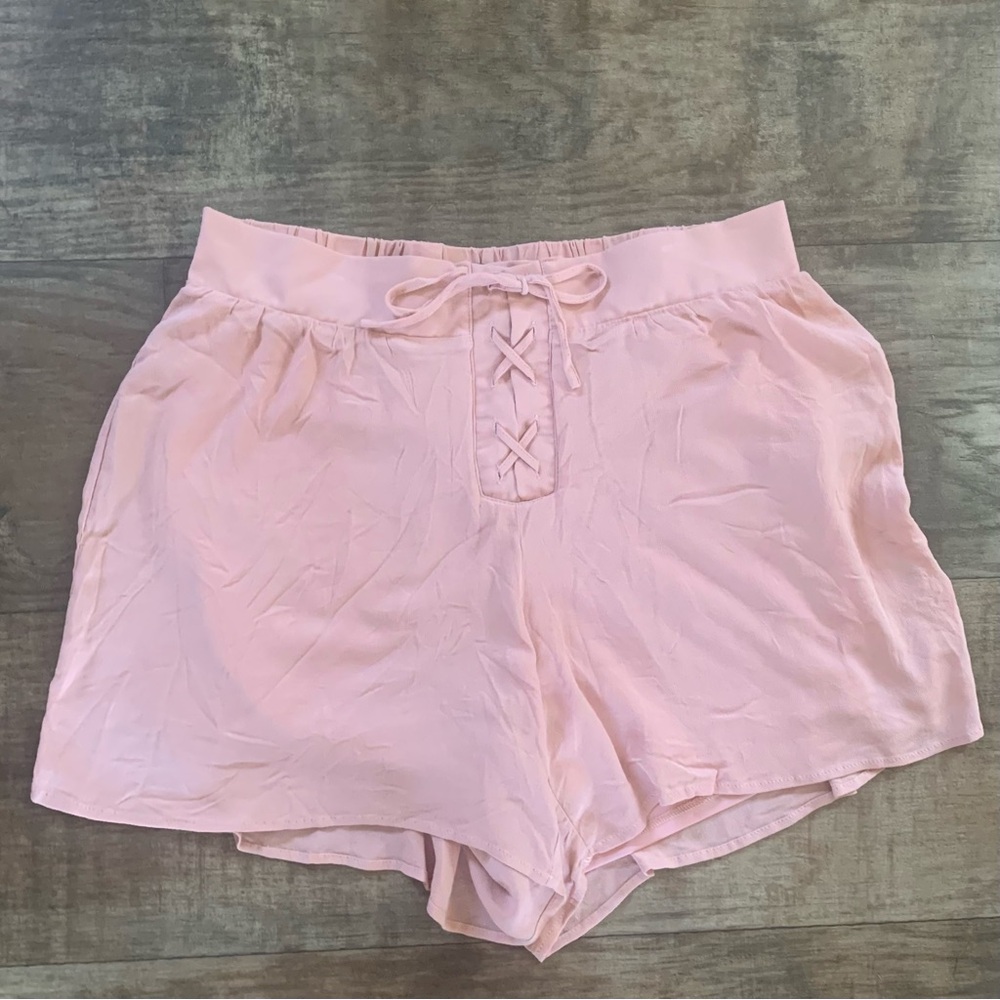 Torrid size 0 light blush pink front high waist shorts chiffon